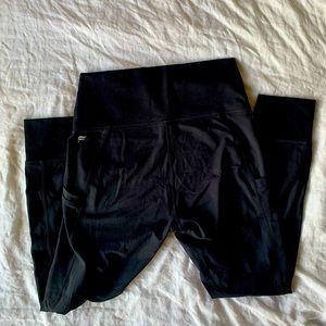 Fabletics High Waisted PowerHold Legging - Small